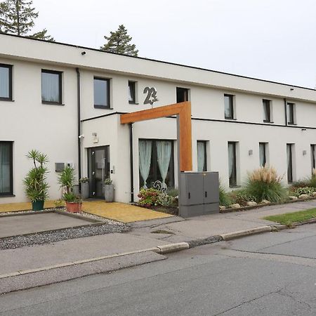 23-Hotel Schwadorf bei Wien Экстерьер фото